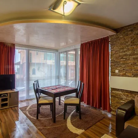Alpehytte 2 Bedroom, 2 Showeroom Suitable For A Family Skication And Remote Working Pamporovo